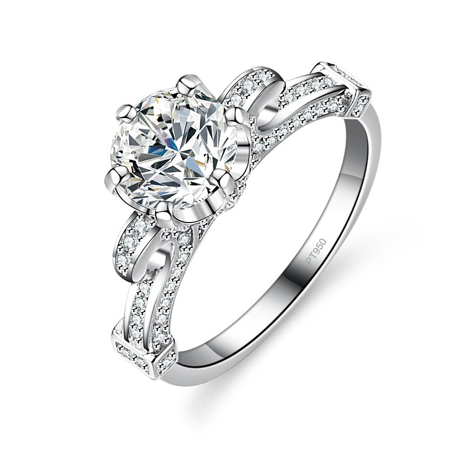 Lumira كلاسيكي ستة شقوق 1 قيرا - مراجعة Moissanite Engagement Ring 1 Carat وسعره