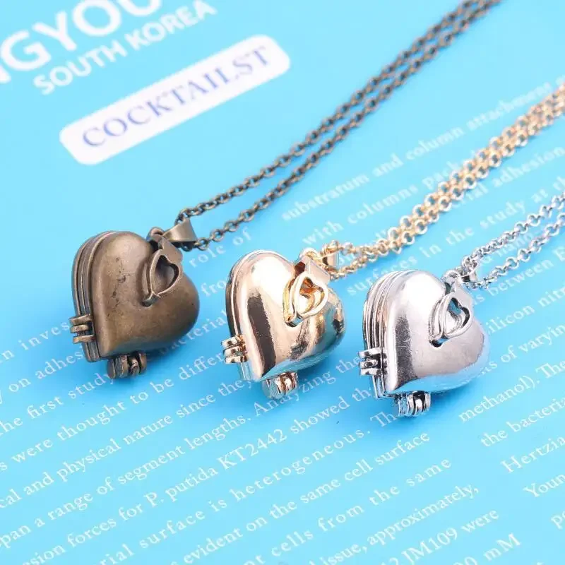 خمر قلادة للطي متعدد الطبقات ا - مراجعة Heart Locket Necklace Photo وسعره