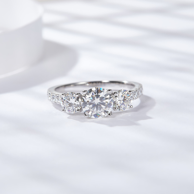 HTOTOH 3 حجر 1 قيراط D اللون ج - مراجعة Moissanite Engagement Ring 1 Carat وسعره